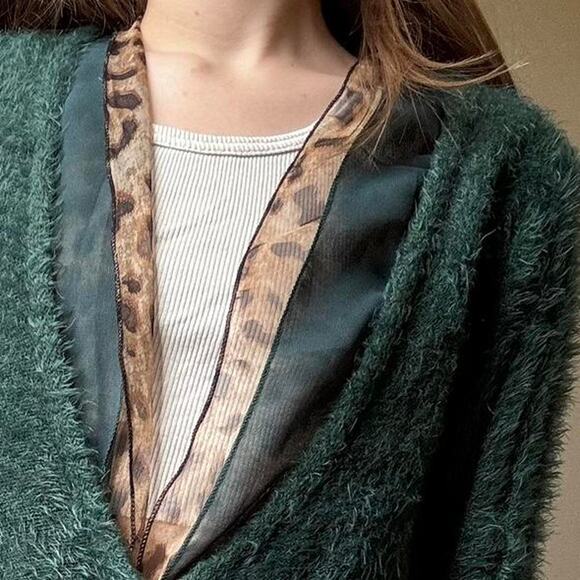 Vintage Unbranded Green Fuzzy Cheetah Print Cardigan Small - Picture 3 of 3